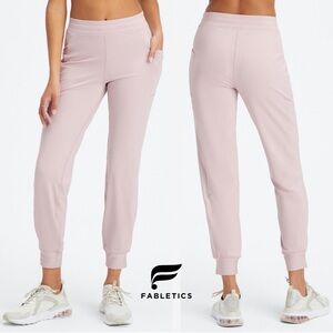 Fabletics On-The-Go Cold Weather Pink Jogger BNWT